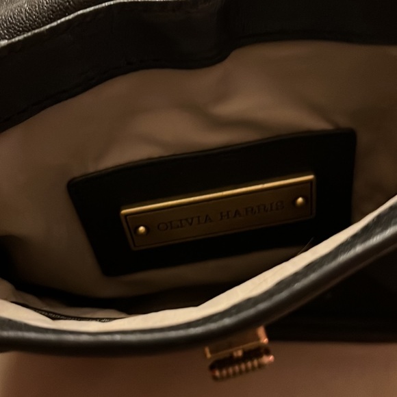 Olivia Harris black genuine leather handbag with chain. - Picture 3 of 6